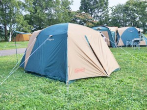 キャンプ、テント（4x3）
